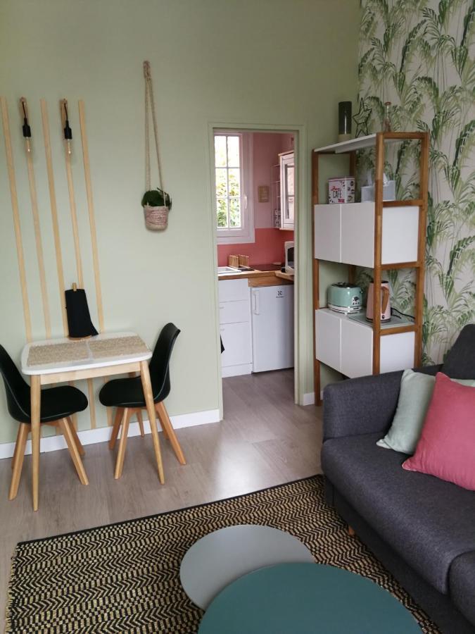 We Sea Apartment Довил Екстериор снимка